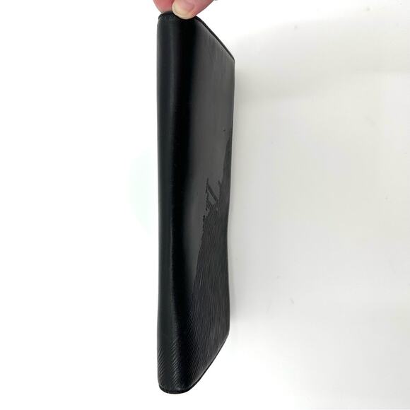 Louis Vuitton Opera clutch in black leather - Picture 6 of 15